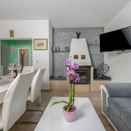 Villa Sarai *